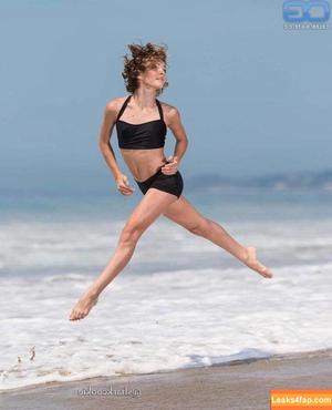Camren Bicondova фото #0064