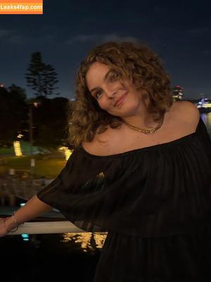 Camren Bicondova photo #0077