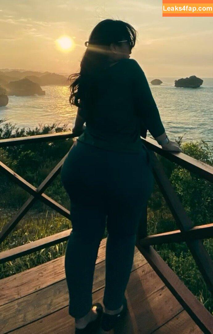 Can Kharisma / https: / kharismathabody / therealkharisma leaked photo photo #0004
