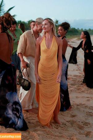 Candice Swanepoel photo #0170