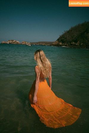 Candice Swanepoel photo #0203