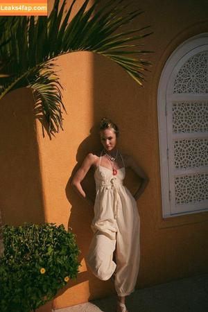 Candice Swanepoel photo #0220