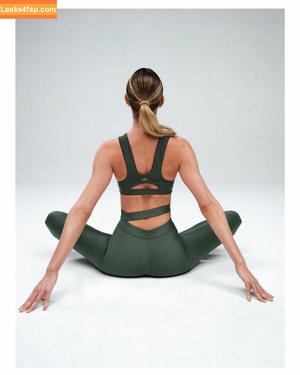 Candice Swanepoel photo #0261