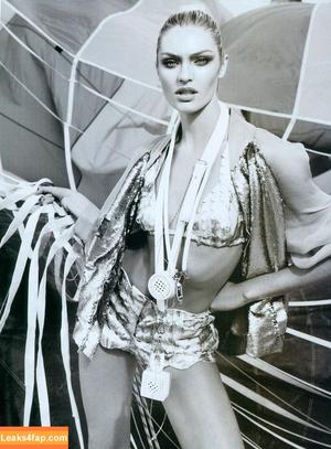 Candice Swanepoel photo #0446