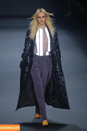 Candice Swanepoel photo #0620