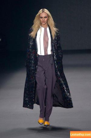 Candice Swanepoel photo #0632