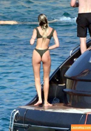 Candice Swanepoel photo #0821