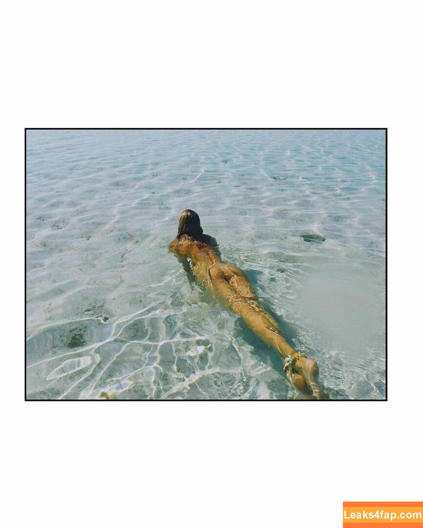 Candice Swanepoel / angelcandice / candiceswanepoel leaked photo photo #1278