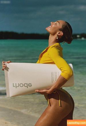 Candice Swanepoel photo #1032