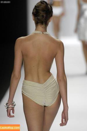 Candice Swanepoel photo #1146