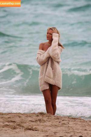 Candice Swanepoel photo #1589