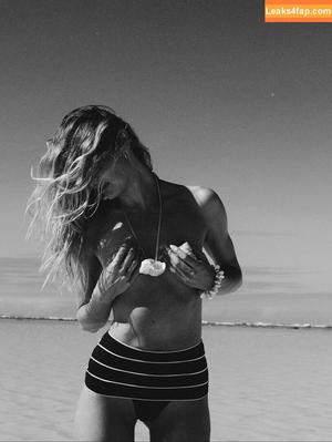 Candice Swanepoel photo #2023
