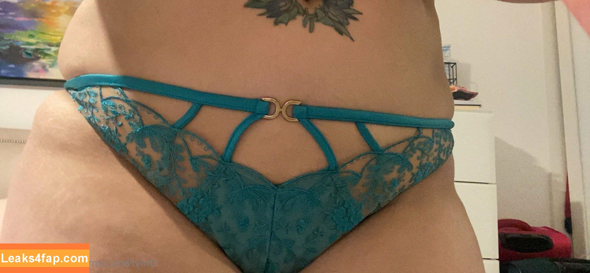 candycummings / queen_icandy leaked photo photo #0023