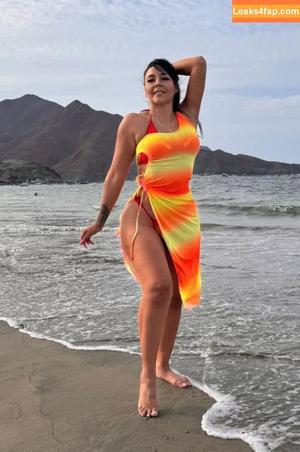 Canelita Amoretti photo #0011