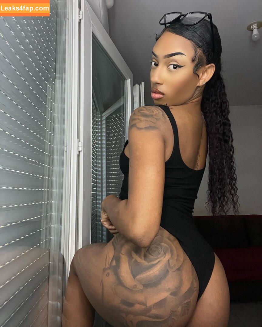 Canellemodele / cannelle / https: leaked photo photo #0019
