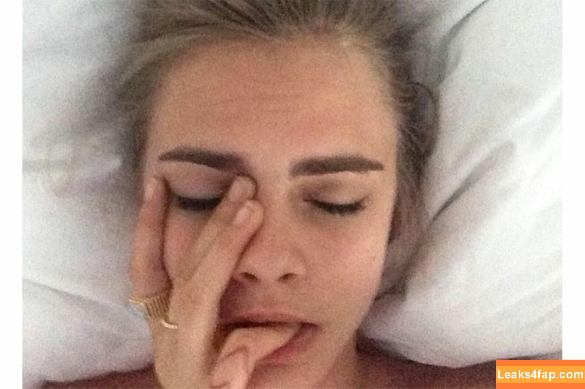 Cara Delevingne / CaraDelevingneOfficialPage / caradelevingne слитое фото фото #0017