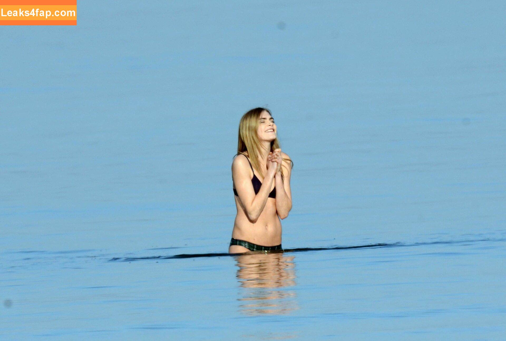 Cara Delevingne / CaraDelevingneOfficialPage / caradelevingne слитое фото фото #0072