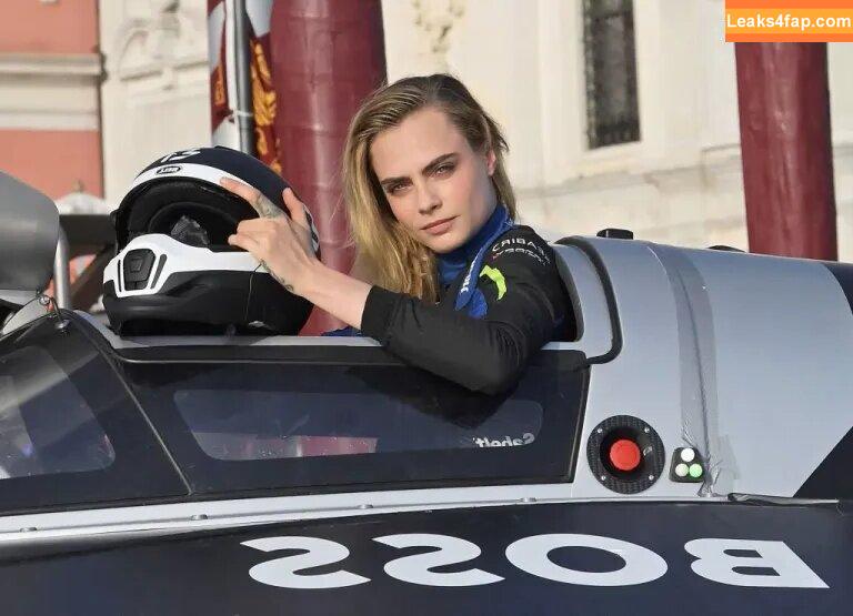 Cara Delevingne / CaraDelevingneOfficialPage / caradelevingne слитое фото фото #0116