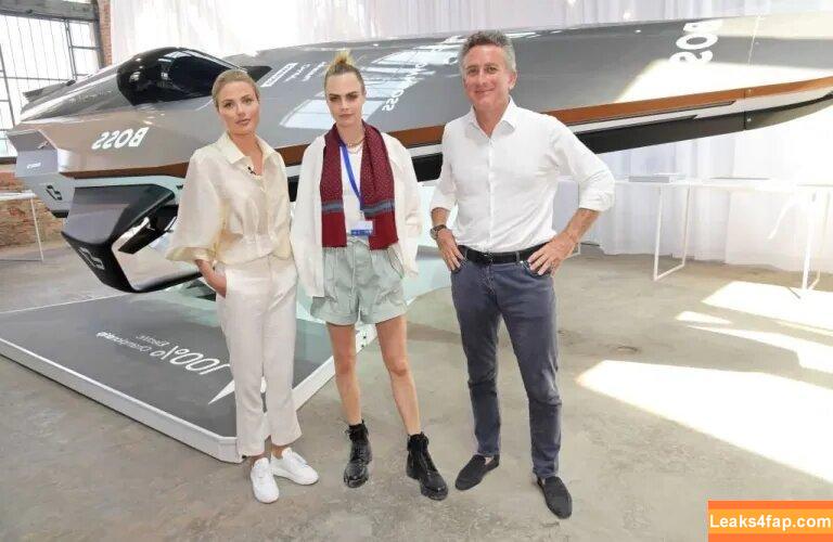 Cara Delevingne / CaraDelevingneOfficialPage / caradelevingne слитое фото фото #0139