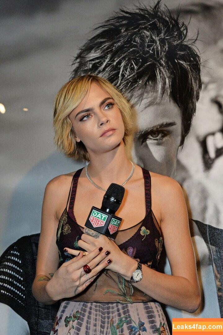 Cara Delevingne / CaraDelevingneOfficialPage / caradelevingne слитое фото фото #0205