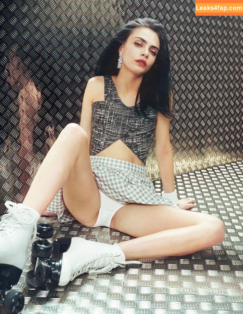 Cara Delevingne / CaraDelevingneOfficialPage / caradelevingne слитое фото фото #0244