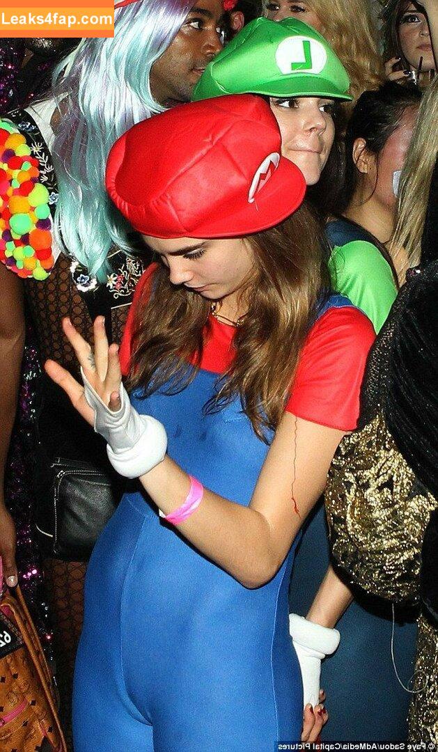 Cara Delevingne / CaraDelevingneOfficialPage / caradelevingne слитое фото фото #0249