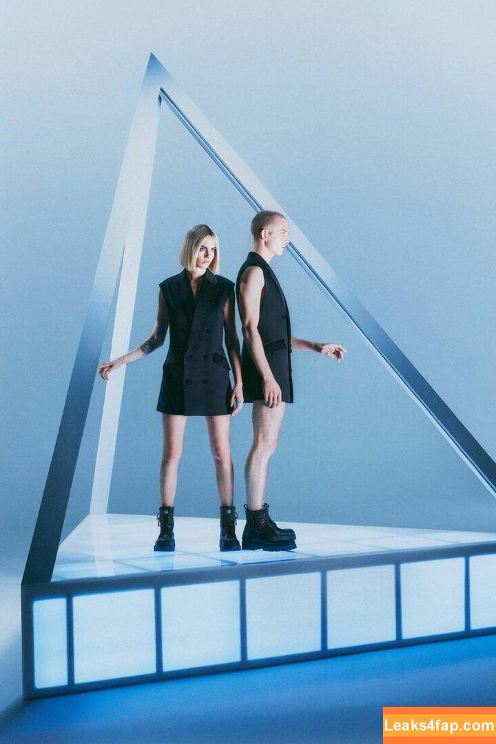 Cara Delevingne / CaraDelevingneOfficialPage / caradelevingne слитое фото фото #0280