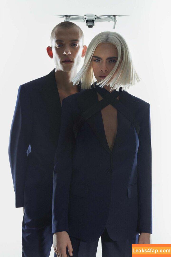 Cara Delevingne / CaraDelevingneOfficialPage / caradelevingne слитое фото фото #0284