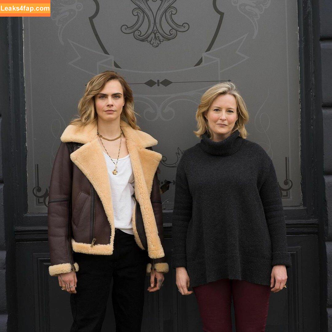 Cara Delevingne / CaraDelevingneOfficialPage / caradelevingne слитое фото фото #0412