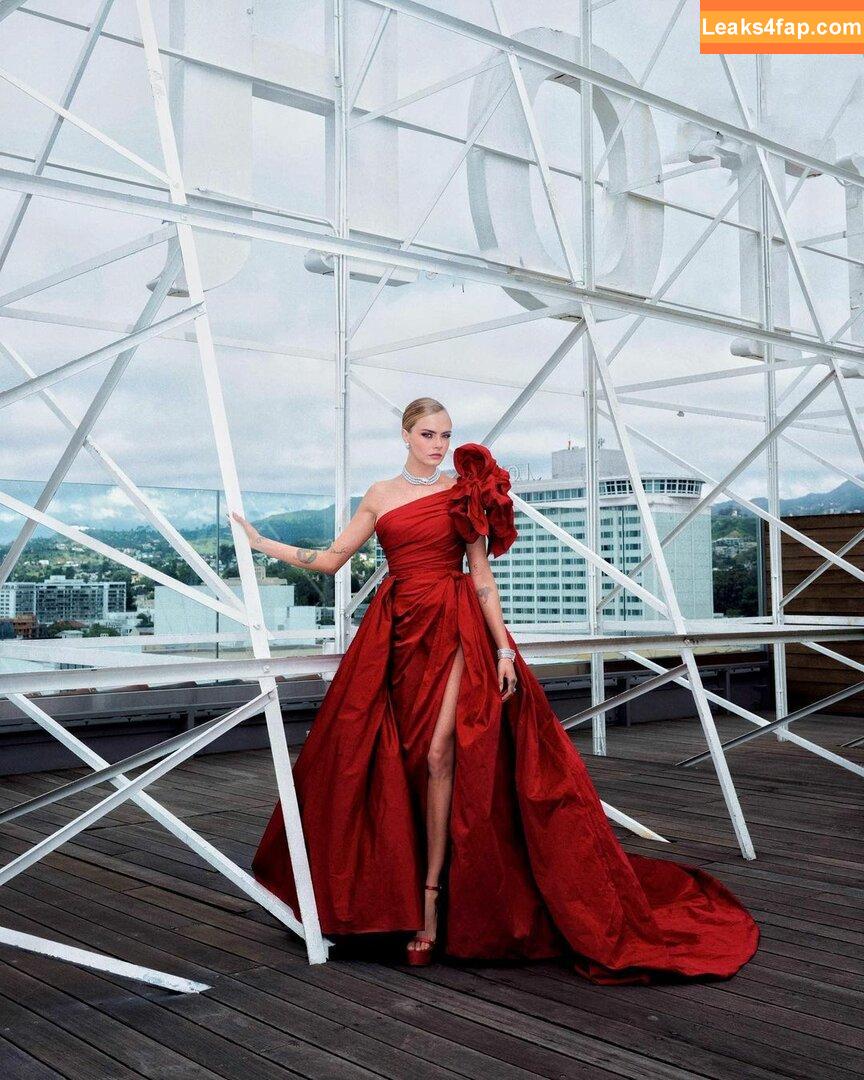 Cara Delevingne / CaraDelevingneOfficialPage / caradelevingne слитое фото фото #0476