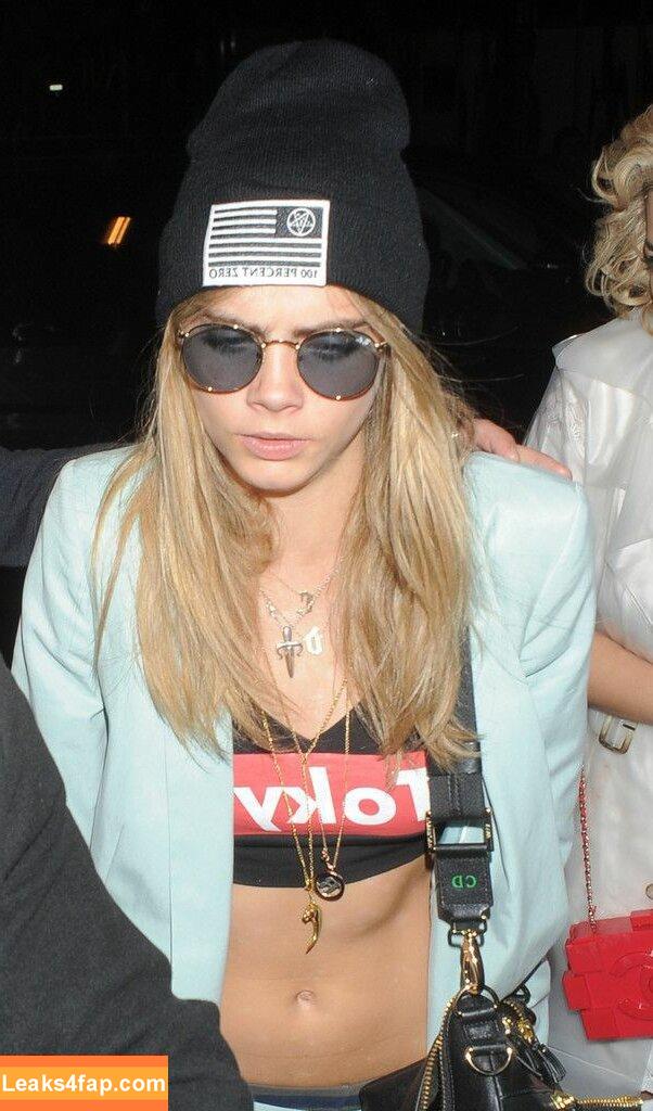 Cara Delevingne / CaraDelevingneOfficialPage / caradelevingne слитое фото фото #0499