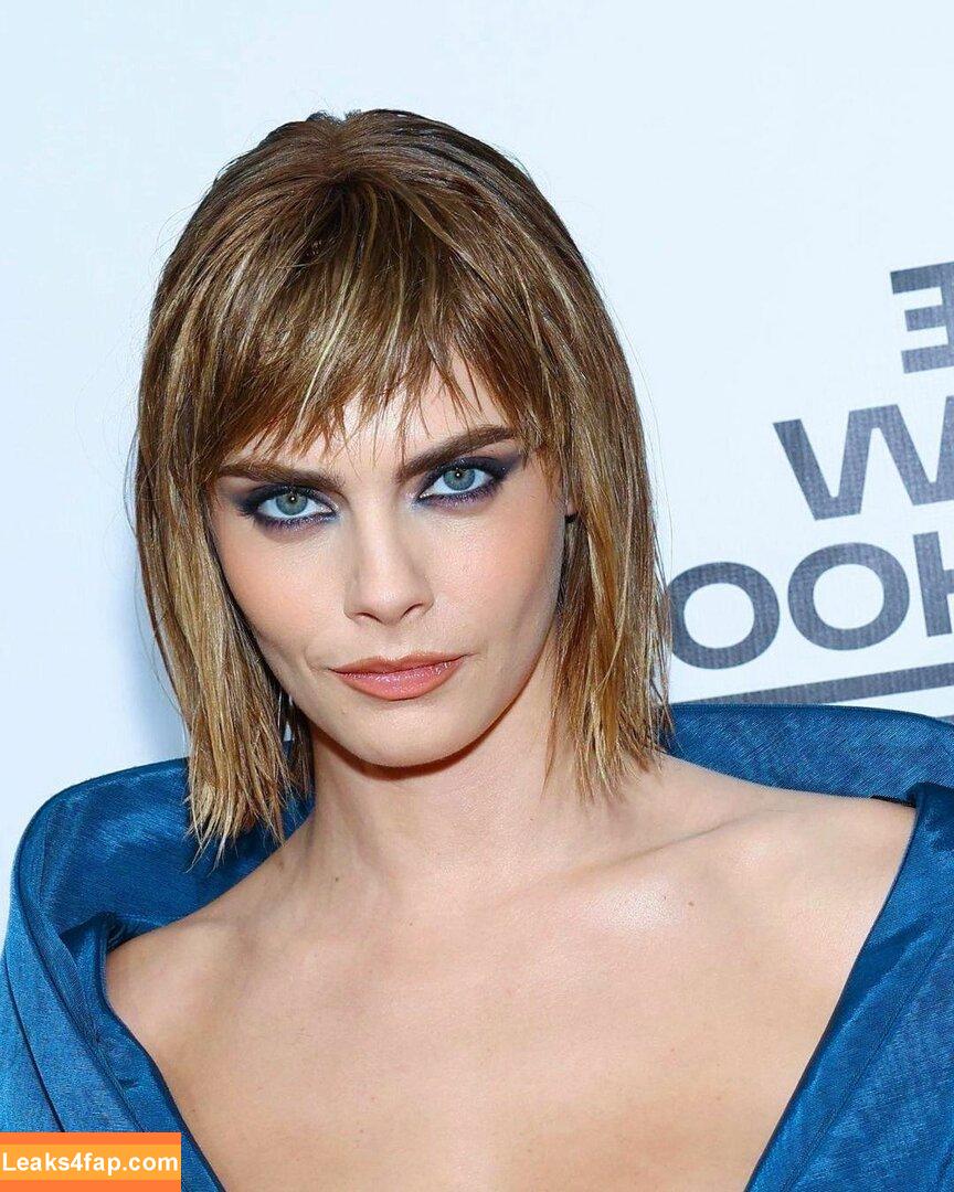 Cara Delevingne / CaraDelevingneOfficialPage / caradelevingne слитое фото фото #0601