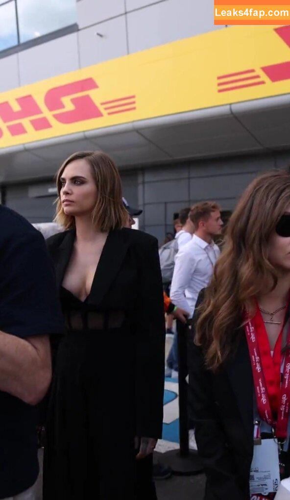 Cara Delevingne / CaraDelevingneOfficialPage / caradelevingne слитое фото фото #0663