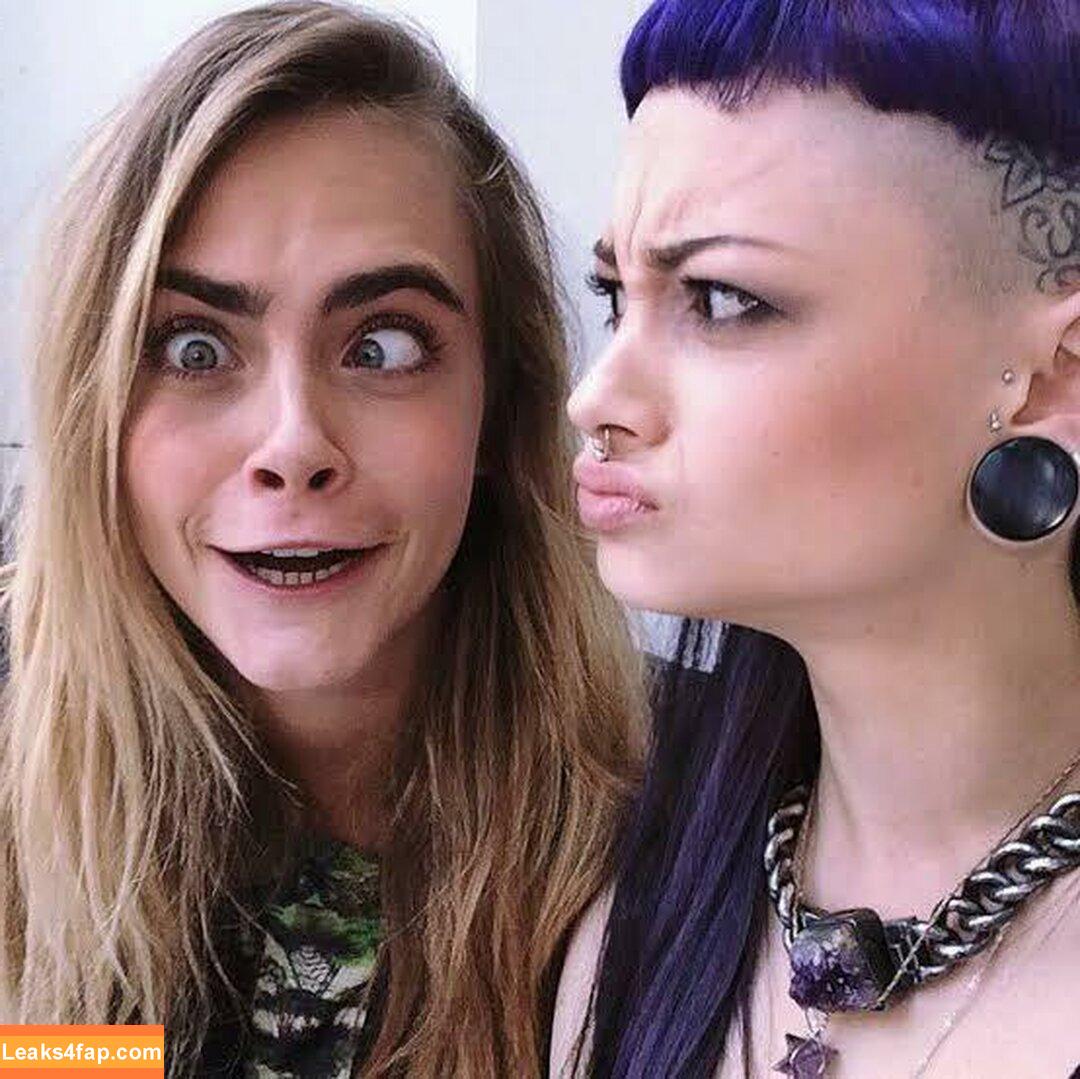 Cara Delevingne / CaraDelevingneOfficialPage / caradelevingne слитое фото фото #0685