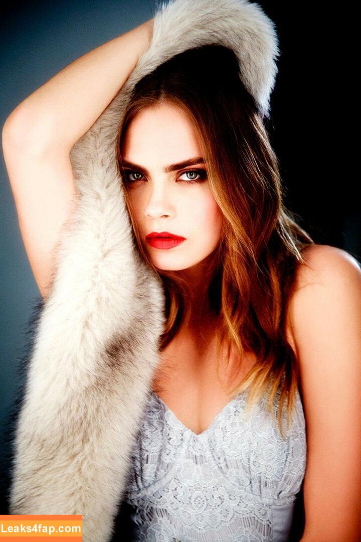 Cara Delevingne / CaraDelevingneOfficialPage / caradelevingne слитое фото фото #0704