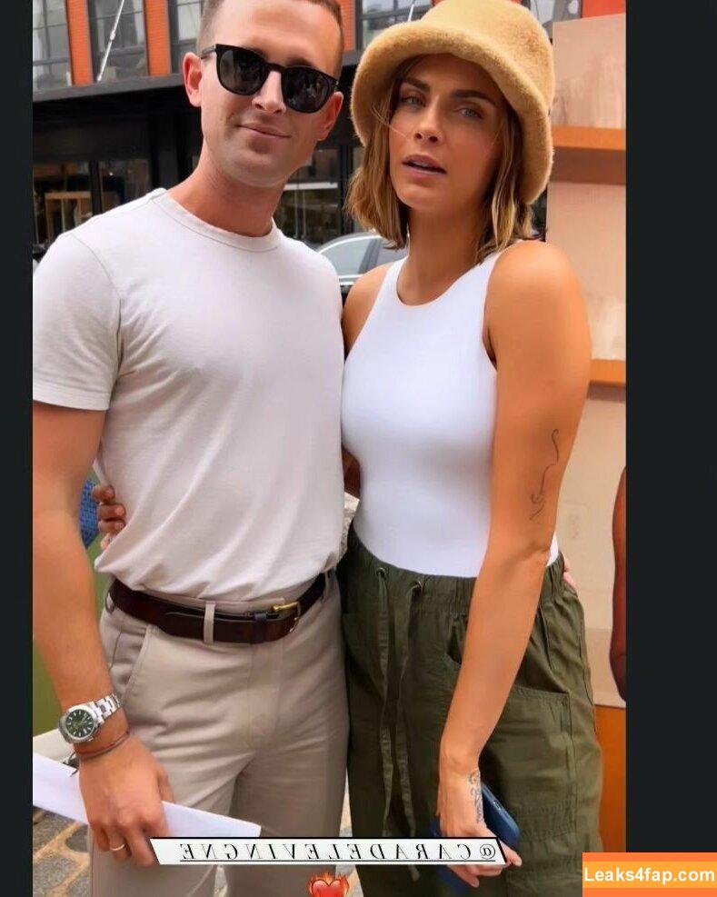 Cara Delevingne / CaraDelevingneOfficialPage / caradelevingne слитое фото фото #0722