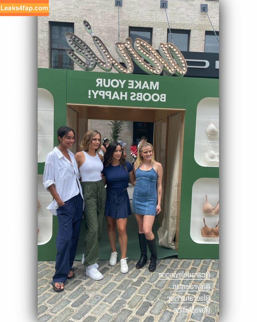 Cara Delevingne / CaraDelevingneOfficialPage / caradelevingne слитое фото фото #0733