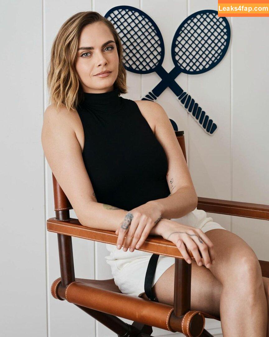 Cara Delevingne / CaraDelevingneOfficialPage / caradelevingne слитое фото фото #0757