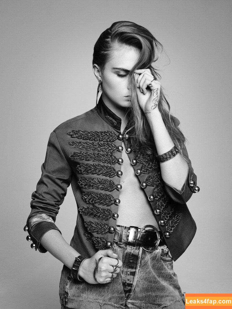 Cara Delevingne / CaraDelevingneOfficialPage / caradelevingne слитое фото фото #0770