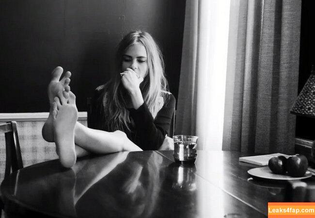 Cara Delevingne / CaraDelevingneOfficialPage / caradelevingne слитое фото фото #0786
