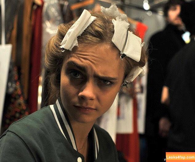Cara Delevingne / CaraDelevingneOfficialPage / caradelevingne leaked photo photo #0856