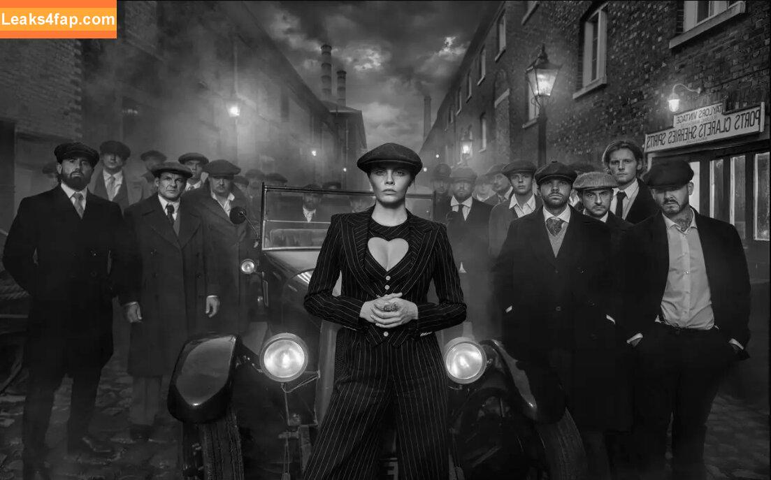 Cara Delevingne / CaraDelevingneOfficialPage / caradelevingne слитое фото фото #0860