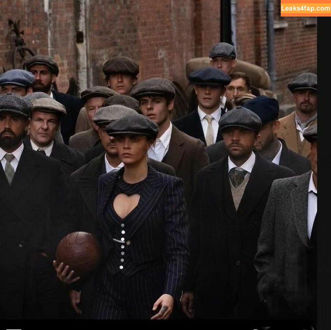 Cara Delevingne / CaraDelevingneOfficialPage / caradelevingne leaked photo photo #0869