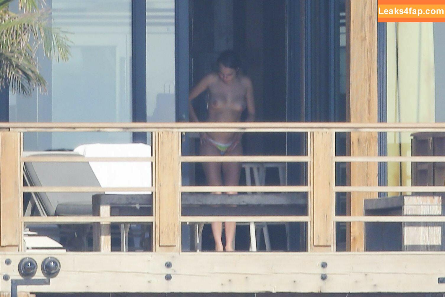 Cara Delevingne / CaraDelevingneOfficialPage / caradelevingne слитое фото фото #0889