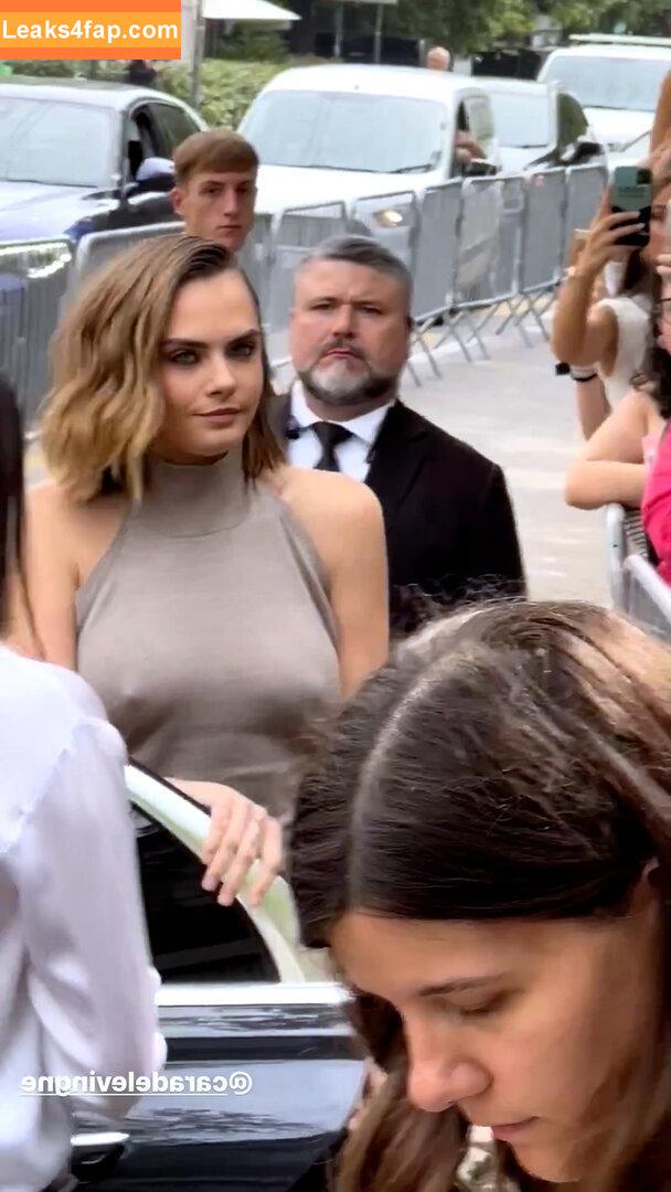 Cara Delevingne / CaraDelevingneOfficialPage / caradelevingne слитое фото фото #0898