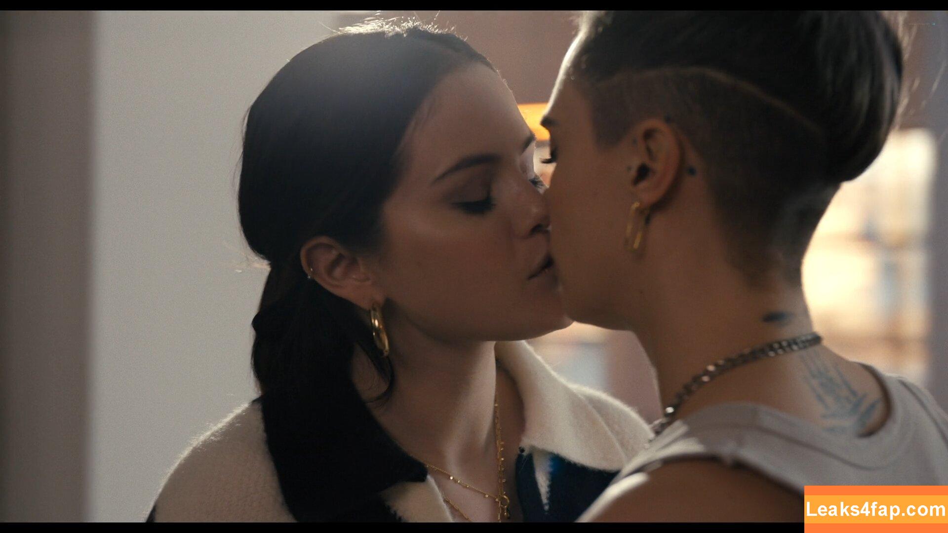 Cara Delevingne / CaraDelevingneOfficialPage / caradelevingne слитое фото фото #0907