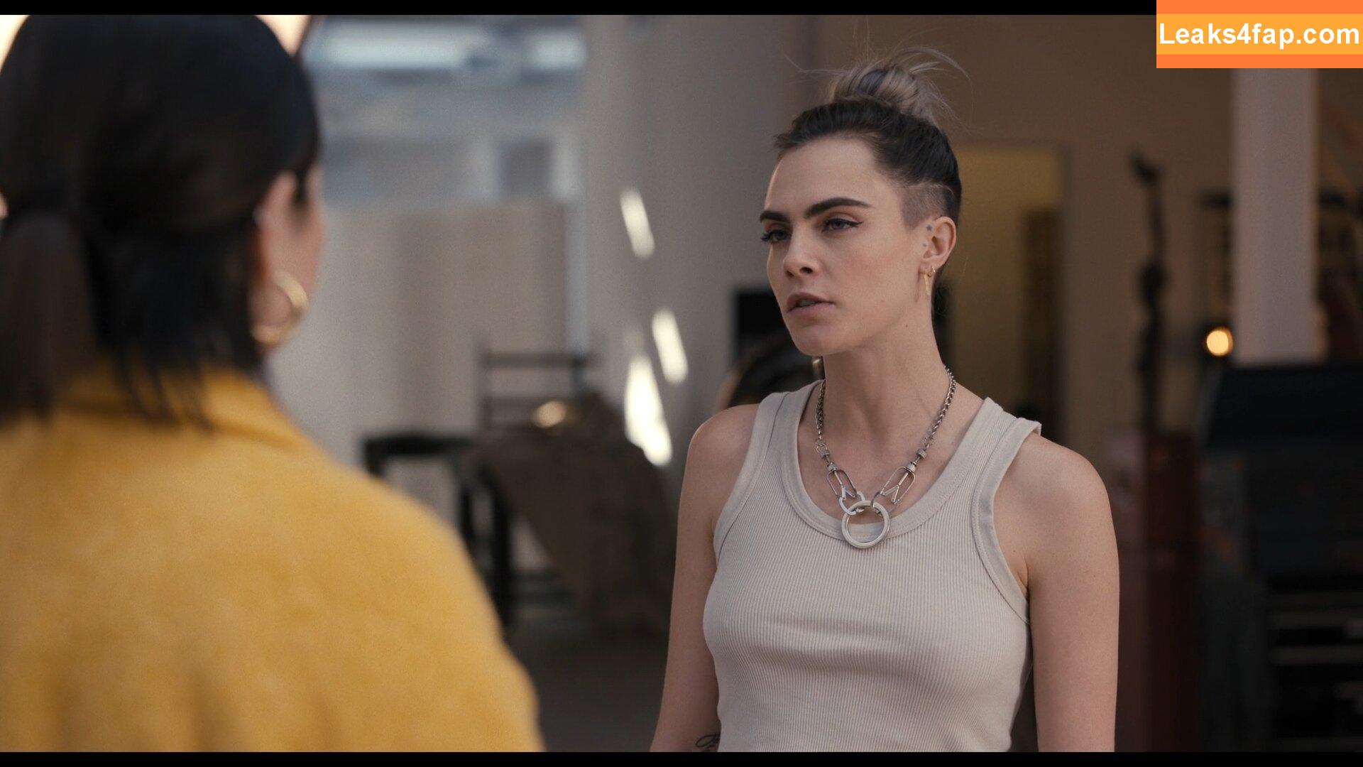 Cara Delevingne / CaraDelevingneOfficialPage / caradelevingne слитое фото фото #0912