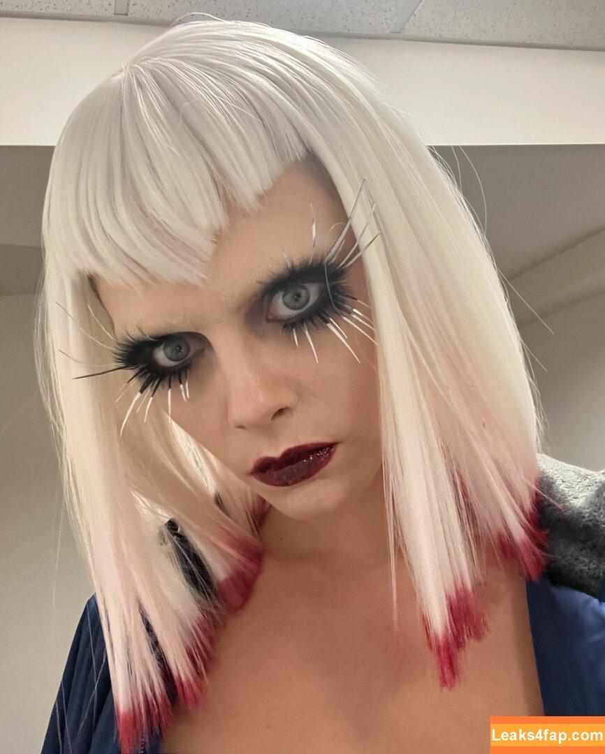 Cara Delevingne / CaraDelevingneOfficialPage / caradelevingne / https: слитое фото фото #0961