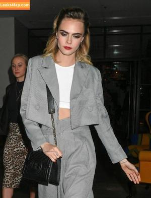 Cara Delevingne фото #0522