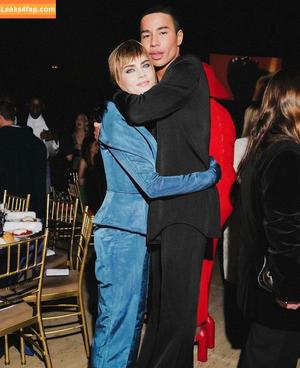 Cara Delevingne фото #0586